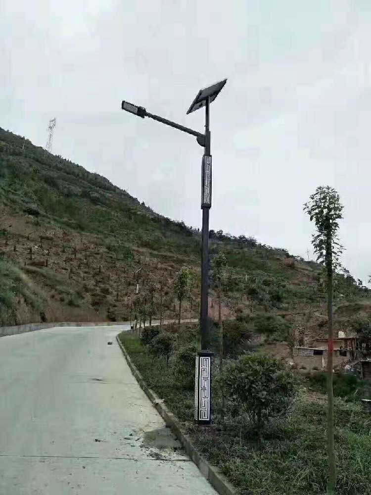 石首市仿古太阳能路灯